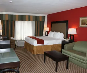 Photo 3 - Holiday Inn Express Hotel & Suites Livingston, an IHG Hotel