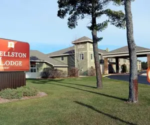 Photo 2 - Pellston Lodge