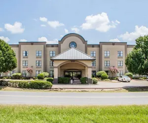 Photo 2 - Comfort Suites McAlester