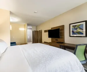 Photo 3 - Holiday Inn Express Hotel & Suites Columbus, an IHG Hotel