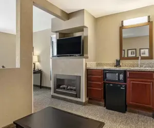 Photo 5 - Comfort Inn & Suites