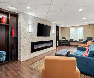 Photo 4 - Comfort Inn & Suites