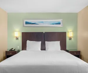 Photo 2 - GreenTree Extended Stay Eagle/Vail Valley