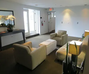 Photo 5 - The Eo Inn - Downtown
