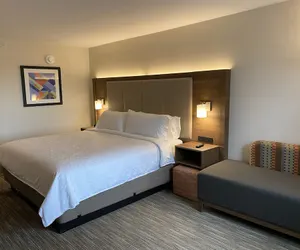 Photo 3 - Holiday Inn Express & Suites Chatsworth by IHG