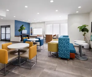 Photo 4 - Best Western El Paso Airport Entrada Hotel