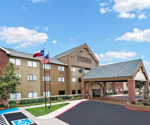 Photo 2 - Staybridge Suites Lubbock - University Area, an IHG Hotel