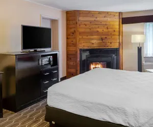 Photo 5 - Best Western Plus Poconos Hotel