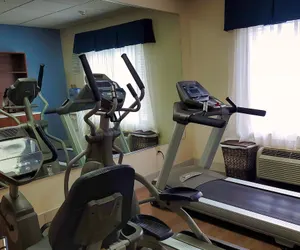 Photo 2 - Holiday Inn Express & Suites Wilson-Downtown by IHG