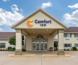 Photo 2 - Comfort Inn Dyersville Near Field of Dreams