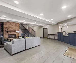 Photo 5 - Country Inn & Suites by Radisson, Savannah I-95 North, GA