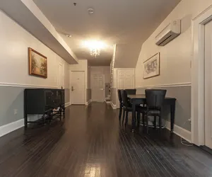 Photo 3 - Historic Streetcar Inn