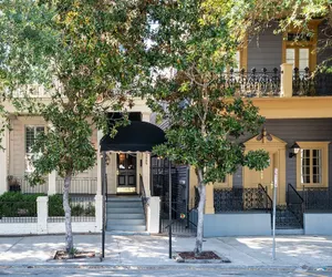 Photo 2 - Historic Streetcar Inn