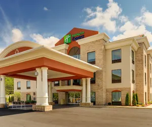 Photo 2 - Holiday Inn Express & Suites Corbin by IHG