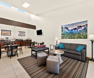 Photo 3 - Best Western Topaz Lake Inn
