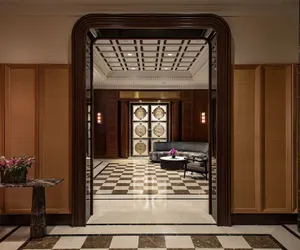 Photo 5 - JW Marriott Essex House New York