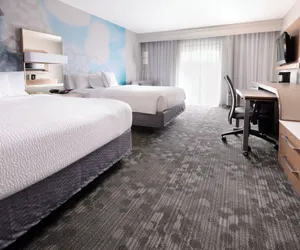Photo 2 - Courtyard by Marriott Houston Northwest