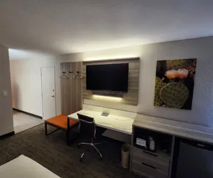 Photo 5 - The Grand Inn