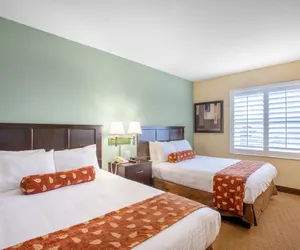 Photo 4 - staySky Suites - I Drive Orlando