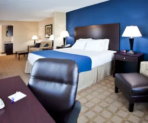 Photo 5 - Holiday Inn Express Hotel & Suites Fort Pierce West, an IHG Hotel