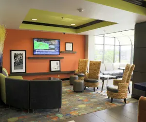 Photo 3 - Hampton Inn Muskogee