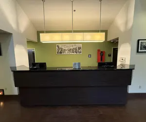 Photo 3 - SureStay by Best Western Roseburg