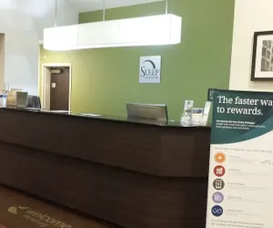 Photo 2 - SureStay by Best Western Roseburg