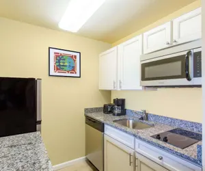 Photo 2 - MainStay Suites Sterling near Dulles Town Center