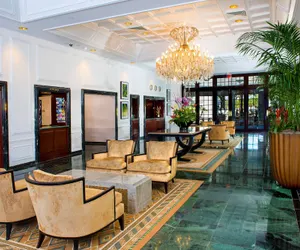 Photo 4 - Sea View Hotel, Bal Harbour, On The Ocean