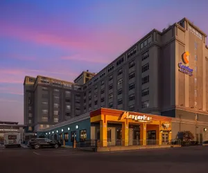 Photo 2 - Comfort Inn & Suites Logan International Airport