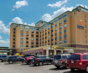 Photo 2 - Comfort Inn & Suites Logan International Airport