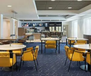 Photo 5 - Courtyard by Marriott Traverse City