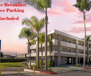 Photo 2 - Comfort Inn Sea World Area