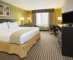 Photo 4 - Holiday Inn Express Hotel & Suites Kalamazoo, an IHG Hotel