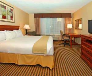 Photo 3 - Kalamazoo Hotel and Suites