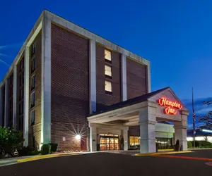 Photo 2 - Hampton Inn College Park