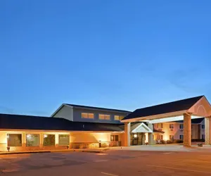 Photo 2 - AmericInn by Wyndham West Burlington