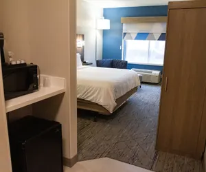 Photo 4 - Holiday Inn Express Oneill by IHG