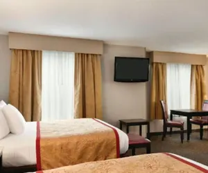 Photo 5 - Lancaster Suites