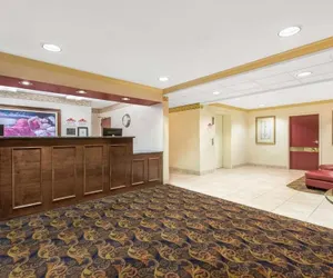 Photo 2 - Lancaster Suites