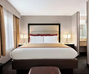 Photo 4 - Lancaster Suites