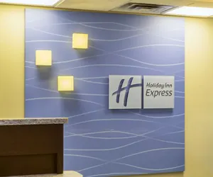 Photo 3 - Holiday Inn Express Hotel & Suites Mt. Holly by IHG