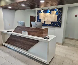 Photo 3 - Holiday Inn Express Hotel & Suites Cincinnati-Blue Ash by IHG