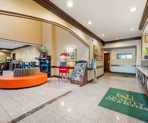 Photo 4 - Comfort Inn & Suites