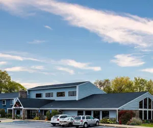 Photo 2 - AmericInn by Wyndham Menominee