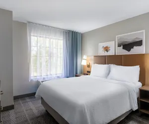 Photo 5 - Staybridge Suites West Des Moines by IHG