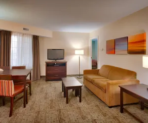 Photo 5 - Staybridge Suites Downtown Peoria by IHG