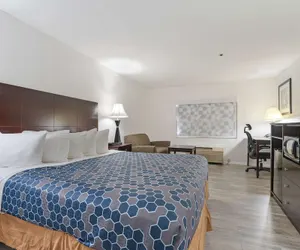 Photo 5 - Best Western Oakbrook Inn