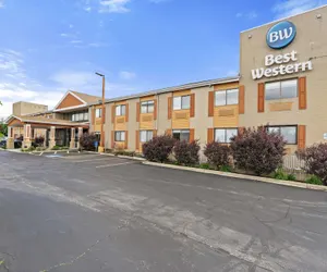 Photo 2 - Best Western Oakbrook Inn