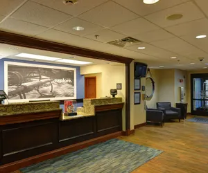 Photo 4 - Hampton Inn Franklin/Milford